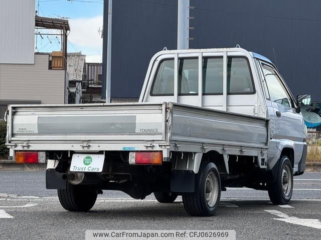 toyota townace-truck 2005 GOO_NET_EXCHANGE_0709136A30250107W001 image 2