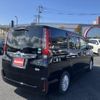 toyota noah 2017 CFJ1832736 image 2
