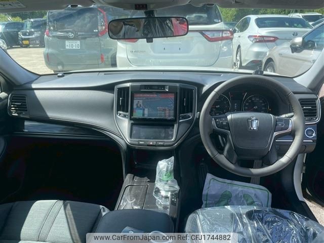 toyota crown 2014 CFJ1744882 image 2