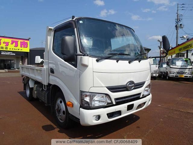 hino dutro 2018 GOO_NET_EXCHANGE_1230336A30240731W003 image 2