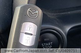 mazda demio 2015 NIKYO_JW17829