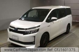 toyota voxy 2014 CFJ1601375