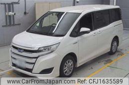 toyota noah 2018 CFJ1635589