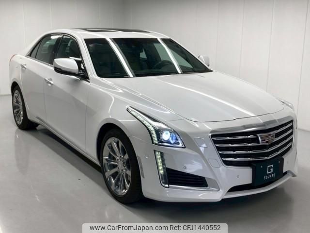cadillac cts 2018 quick_quick_ABA-A1LL_1G6A85SX6J0140031 image 1