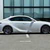 lexus is 2020 CFJ1609208 image 8