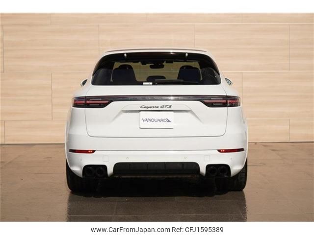 porsche cayenne 2022 CFJ1595389 image 2