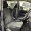toyota voxy 2010 -TOYOTA--Voxy DBA-ZRR70W--ZRR70-0334115---TOYOTA--Voxy DBA-ZRR70W--ZRR70-0334115- image 13