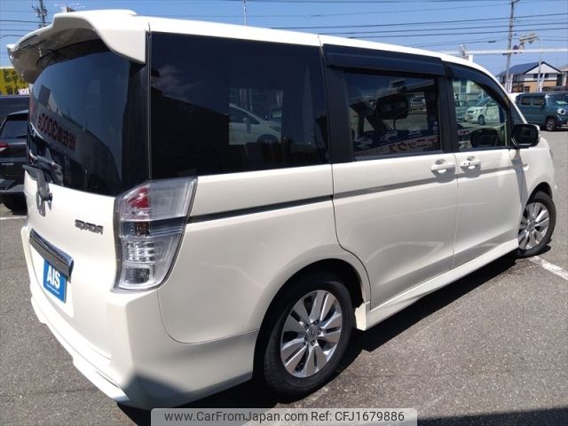 honda stepwagon 2010 CFJ1679886 image 2