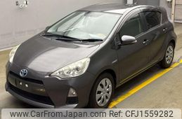 toyota aqua 2012 CFJ1559282