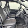 toyota noah 2018 CFJ1705891 image 11