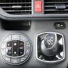 toyota noah 2016 CFJ1751736 image 6