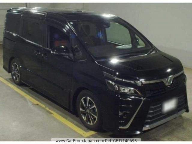 toyota voxy 2018 quick_quick_DBA-ZRR85W_0108745 image 1
