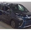 toyota voxy 2017 quick_quick_DBA-ZRR85W_0089651 image 4