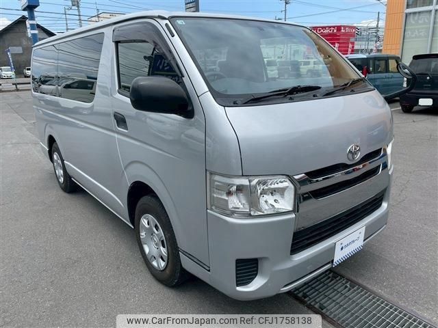 toyota regiusace-van 2016 CFJ1758138 image 2