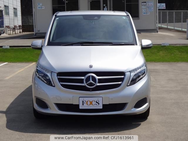 mercedes-benz v-class 2019 CFJ1613961 image 2
