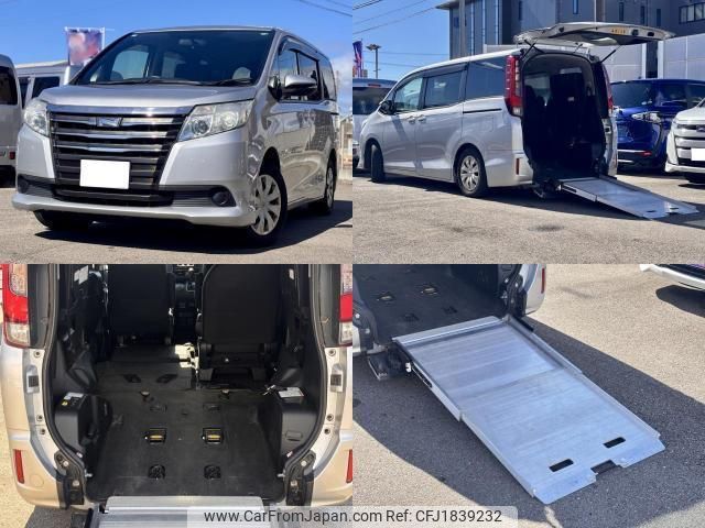 toyota noah 2015 CFJ1839232 image 1