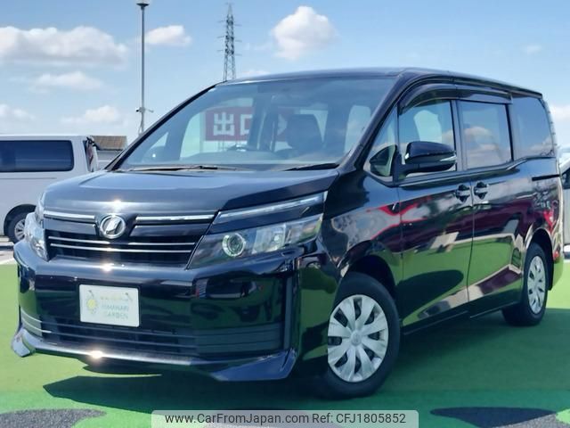 toyota voxy 2015 CFJ1805852 image 1