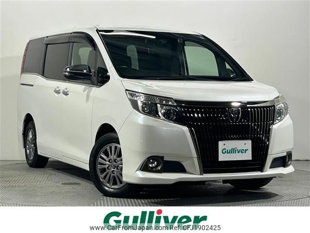 toyota esquire 2016 CFJ1902425 image 1