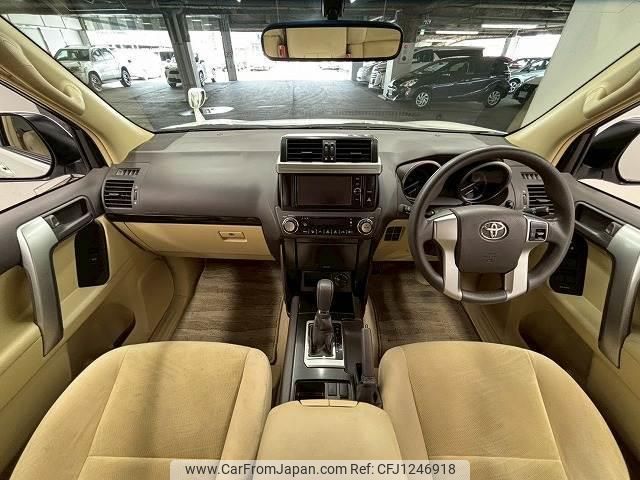 toyota land-cruiser-prado 2017 quick_quick_CBA-TRJ150W_TRJ150-0074772 image 2