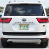 toyota land-cruiser-wagon 2023 CFJ1831103 image 7