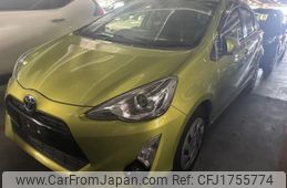 toyota aqua 2017 CFJ1755774