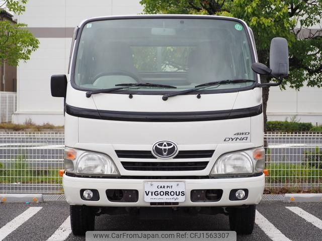 toyota dyna-truck 2013 CFJ1563307 image 2