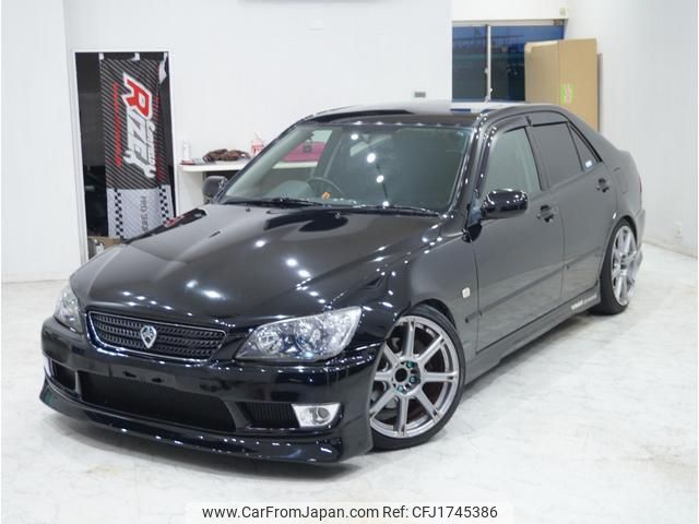toyota altezza 2004 CFJ1745386 image 2