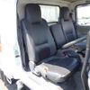 isuzu elf-truck 2011 CFJ1525118 image 17