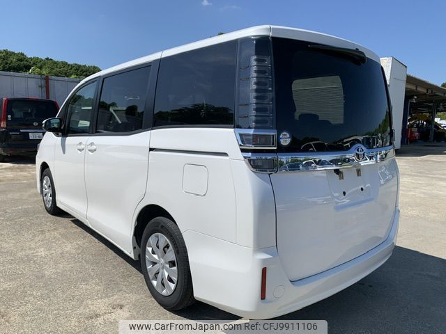 toyota voxy 2018 NIKYO_KX51763 image 2