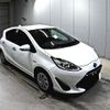 toyota aqua 2019 -TOYOTA--AQUA NHP10-2617422---TOYOTA--AQUA NHP10-2617422- image 1