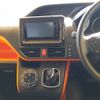 toyota voxy 2016 CFJ1671470 image 10