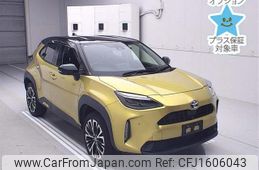 toyota yaris-cross 2020 CFJ1606043