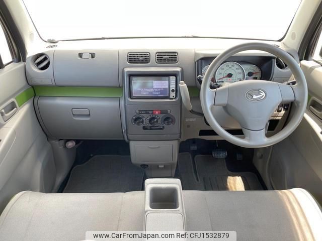 daihatsu move-conte 2013 CFJ1532879 image 2