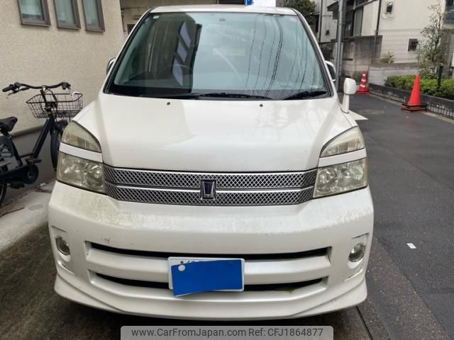 toyota voxy 2006 CFJ1864877 image 1