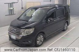 honda stepwagon 2013 CFJ1693110