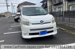 toyota voxy 2009 CFJ1864799