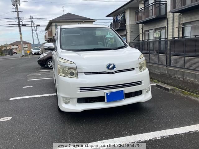 toyota voxy 2009 CFJ1864799 image 1