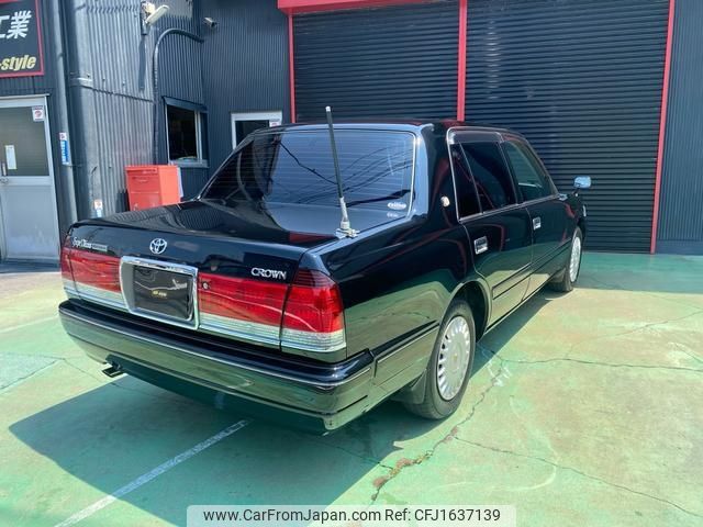 toyota crown 2003 CFJ1637139 image 2