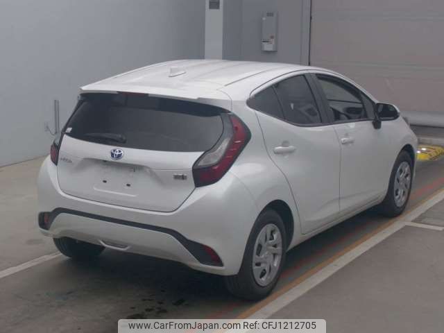 toyota aqua 2022 -TOYOTA--AQUA 6AA-MXPK11--MXPK11-2066269---TOYOTA--AQUA 6AA-MXPK11--MXPK11-2066269- image 2