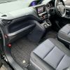 toyota noah 2015 -TOYOTA--Noah DBA-ZRR80W--ZRR80-0107555---TOYOTA--Noah DBA-ZRR80W--ZRR80-0107555- image 18