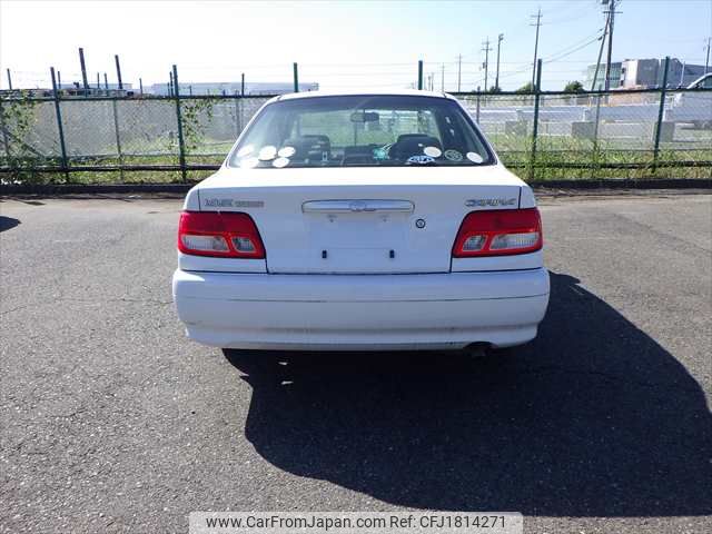 toyota carina 2001 CFJ1814271 image 2
