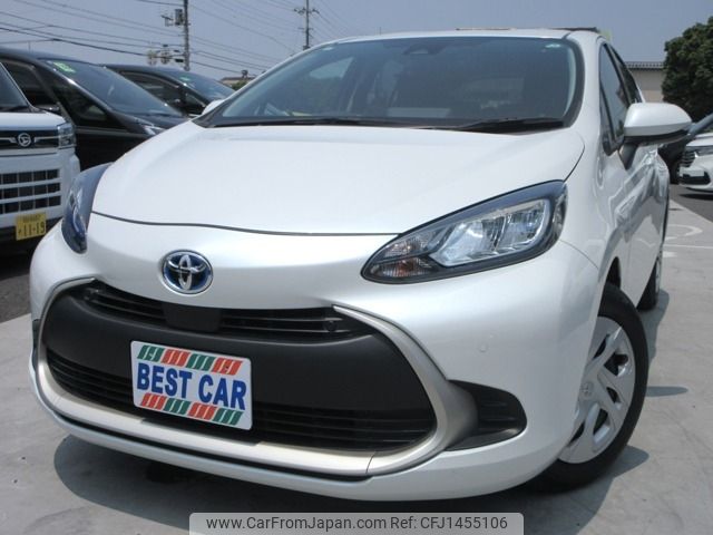 toyota aqua 2023 -TOYOTA--AQUA 6AA-MXPK11--MXPK11-2106717---TOYOTA--AQUA 6AA-MXPK11--MXPK11-2106717- image 1