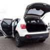 nissan dualis 2010 646828-N2025040453F-26 image 10