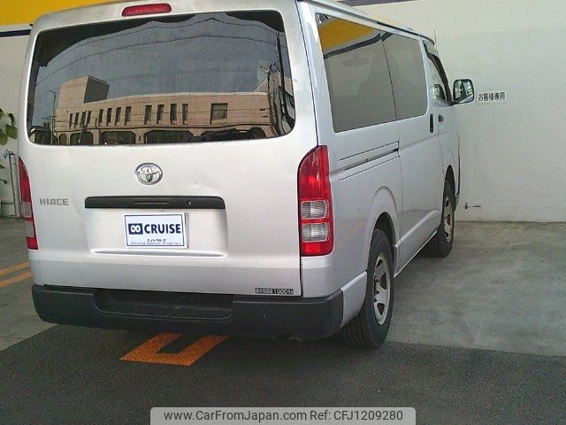 toyota hiace-van 2011 -TOYOTA--Hiace Van KDH206V--6004182---TOYOTA--Hiace Van KDH206V--6004182- image 2