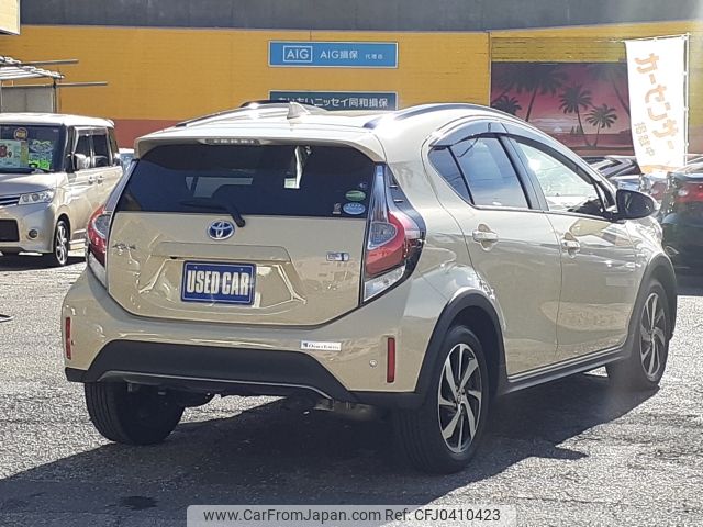 toyota aqua 2017 -TOYOTA--AQUA DAA-NHP10H--NHP10-6674106---TOYOTA--AQUA DAA-NHP10H--NHP10-6674106- image 2