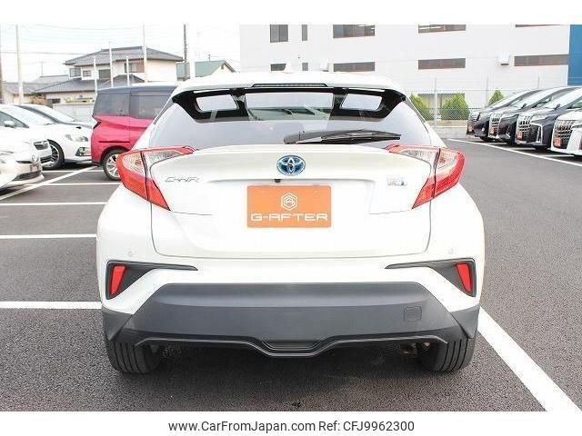 toyota c-hr 2017 quick_quick_DAA-ZYX10_ZYX10-2082573 image 2