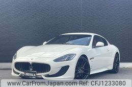 maserati granturismo 2015 -MASERATI--Maserati GranTurismo ABA-MGTA1--ZAMVL45J000160498---MASERATI--Maserati GranTurismo ABA-MGTA1--ZAMVL45J000160498-