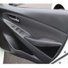 mazda demio 2016 CFJ1804162 image 8