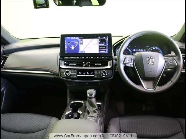 toyota crown 2021 CFJ0219611 image 2