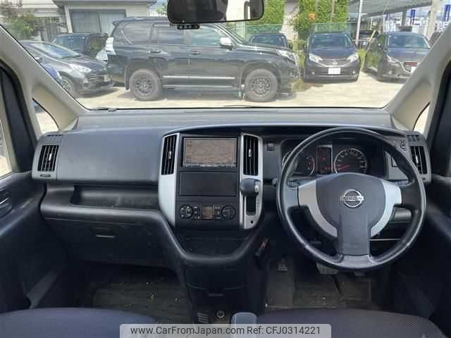 nissan serena 2009 TE160 image 2